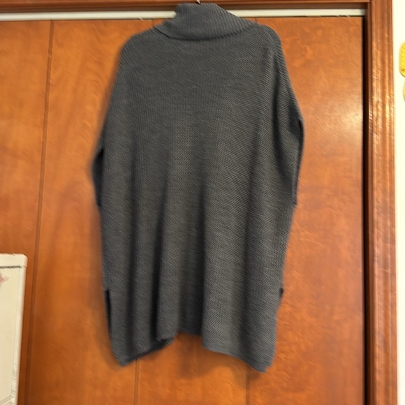 Women’s sleeveless cardigan N-19 - Picture 5 of 6